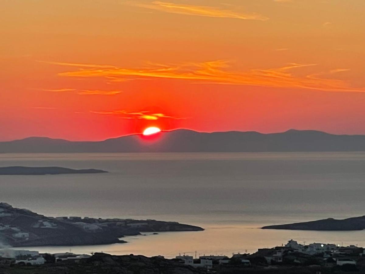 Sunset Hill Suites Mykonos Town ภายนอก รูปภาพ