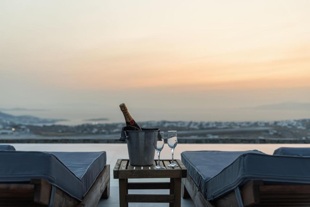 Sunset Hill Suites Mykonos Town ภายนอก รูปภาพ