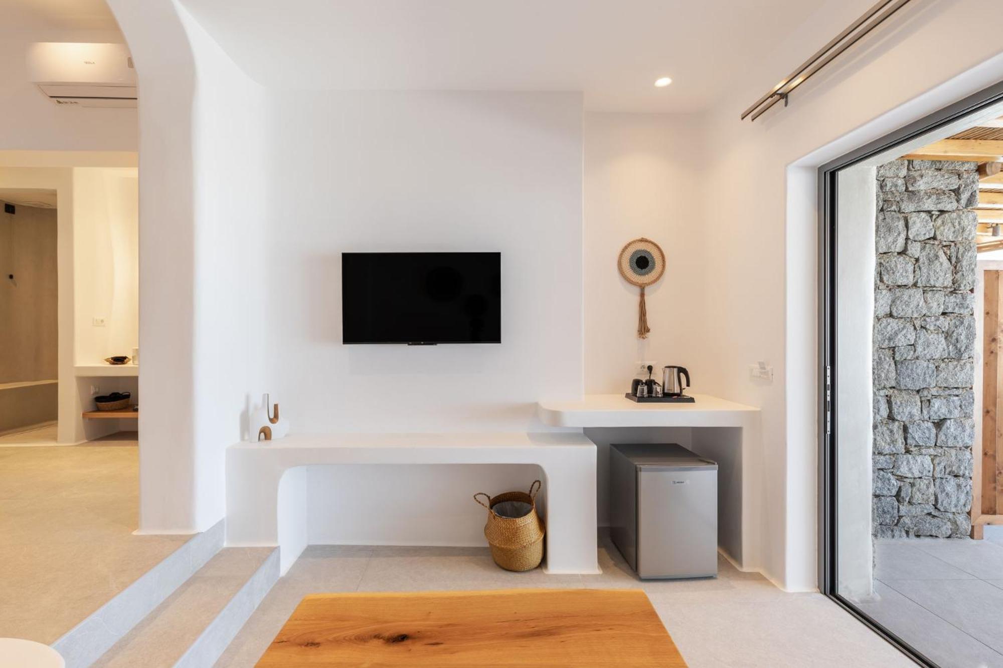 Sunset Hill Suites Mykonos Town ภายนอก รูปภาพ