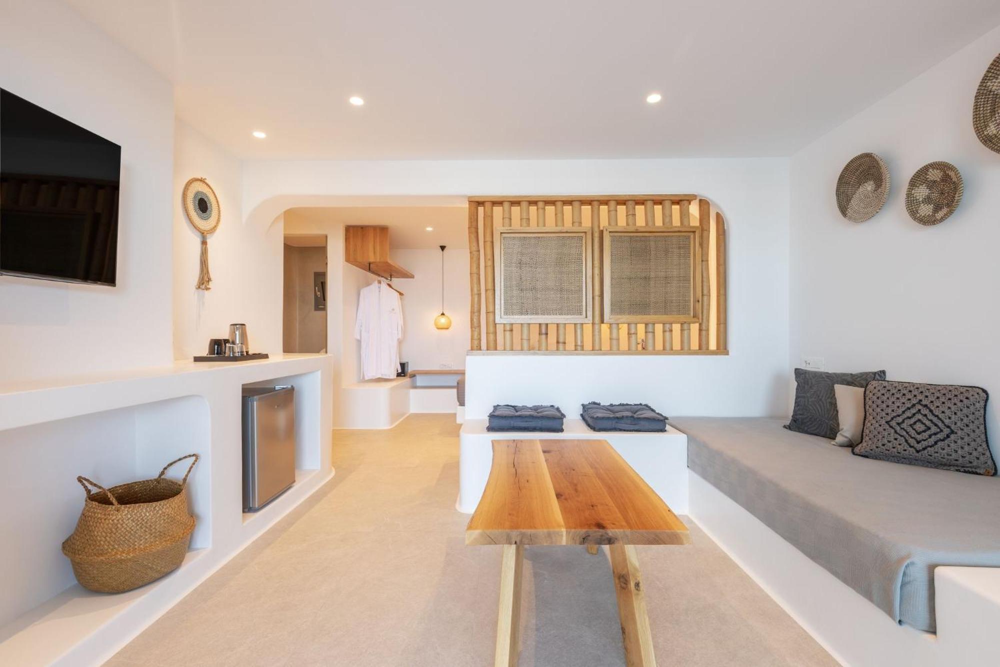 Sunset Hill Suites Mykonos Town ภายนอก รูปภาพ
