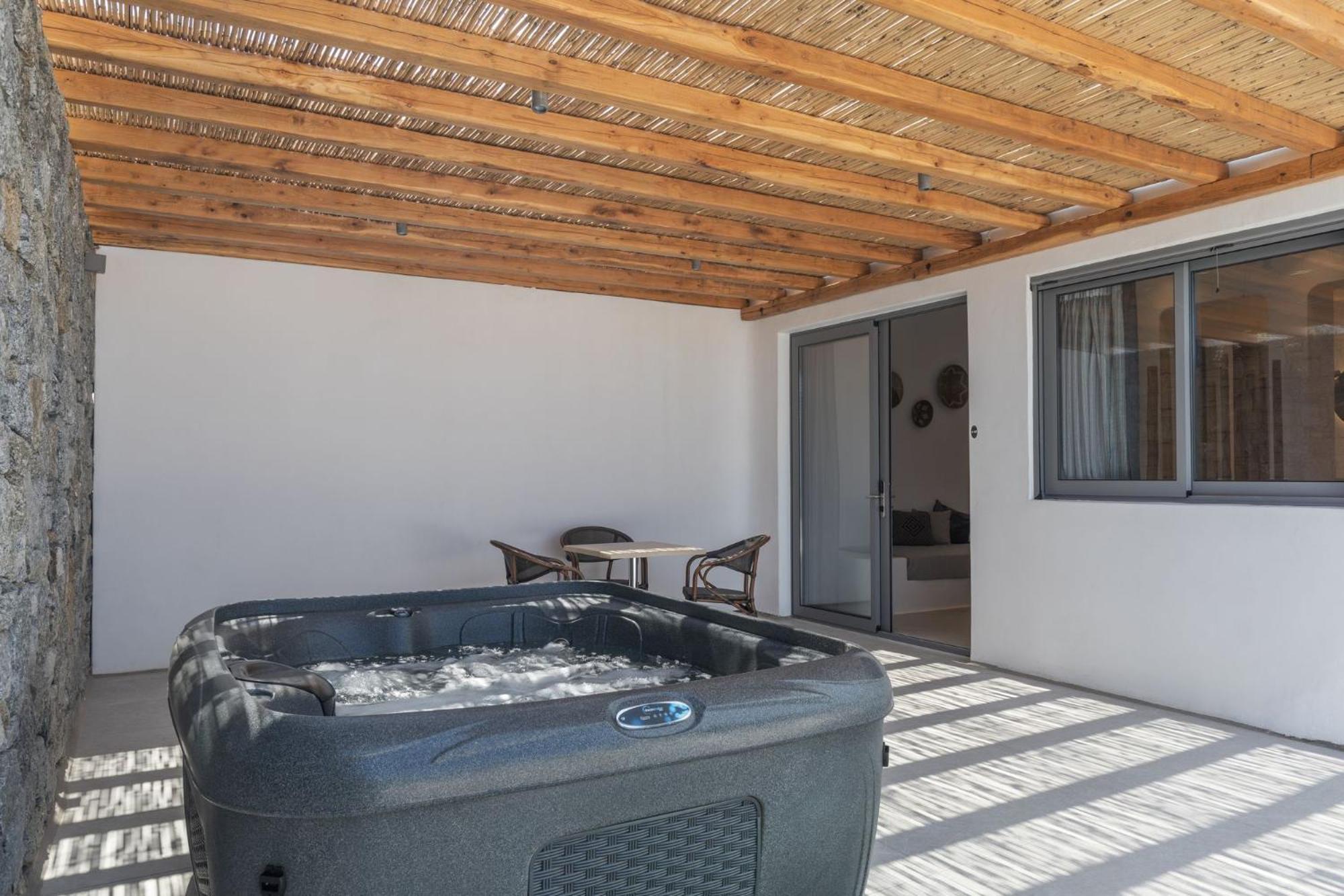 Sunset Hill Suites Mykonos Town ภายนอก รูปภาพ