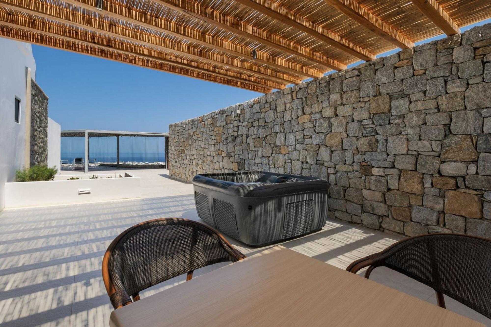 Sunset Hill Suites Mykonos Town ภายนอก รูปภาพ